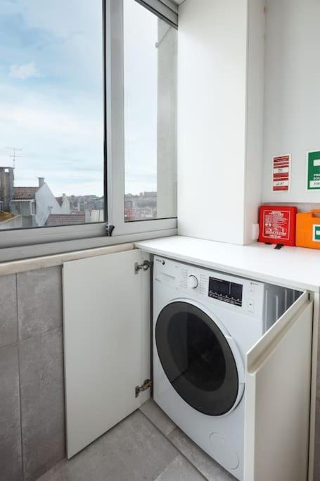 Lisbon Central Apartment With Balcony Bagian luar foto